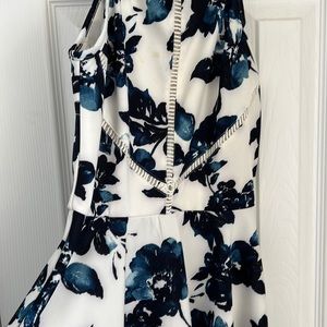 Altar’d State floral dress sz S